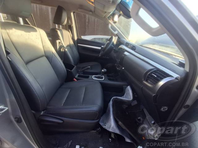 2024 TOYOTA HILUX CD 