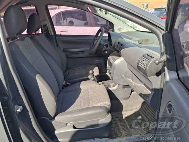 2005 VOLKSWAGEN FOX 