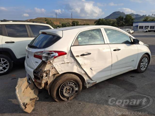 2014 HYUNDAI HB20 