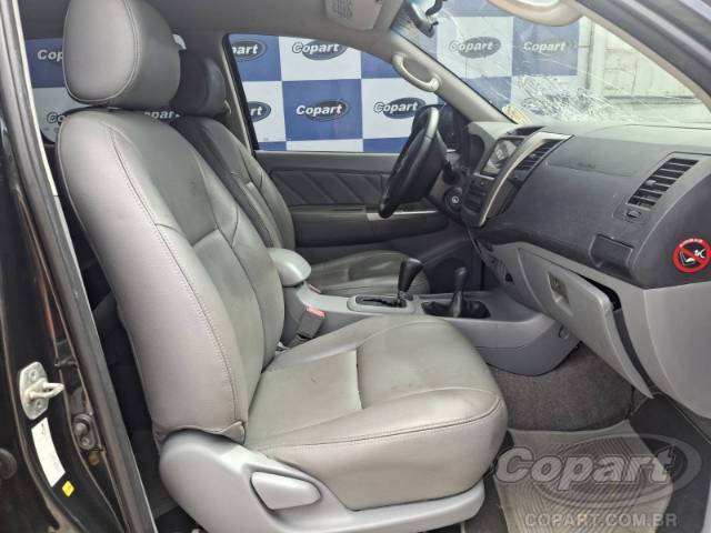 2011 TOYOTA HILUX CD 