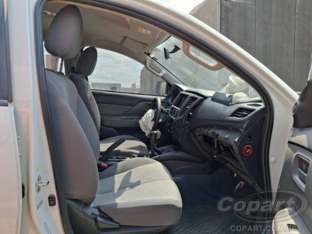 2022 MITSUBISHI L200 TRITON 