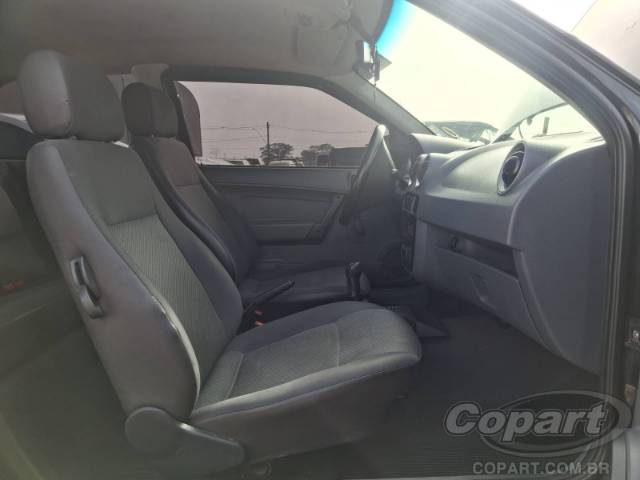 2013 VOLKSWAGEN GOL 