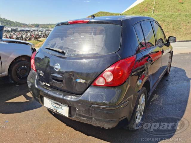 2011 NISSAN TIIDA 