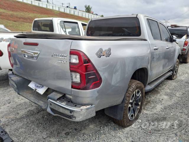 2021 TOYOTA HILUX CD 
