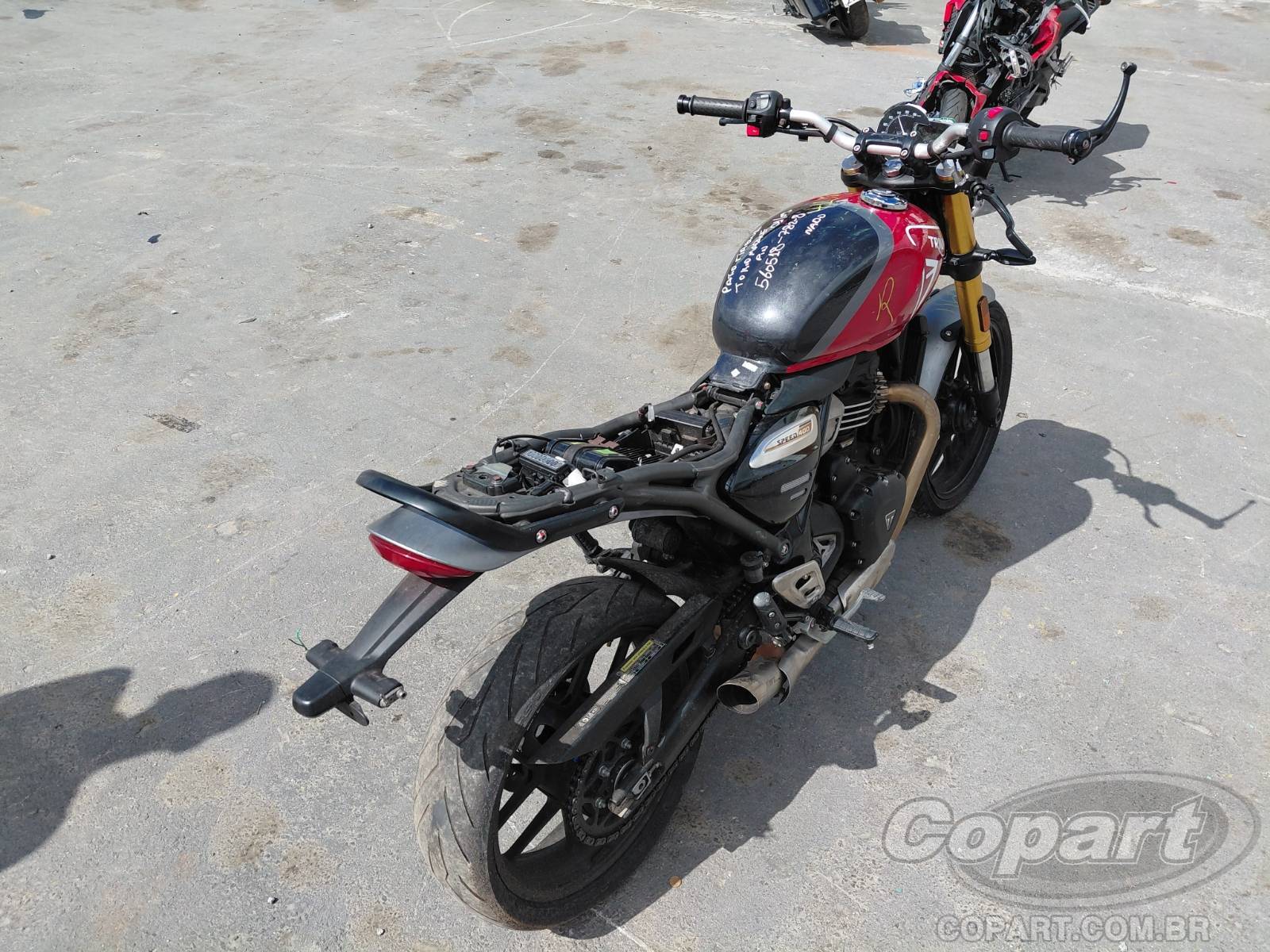 2025 TRIUMPH SPEED — foto 4 de 10