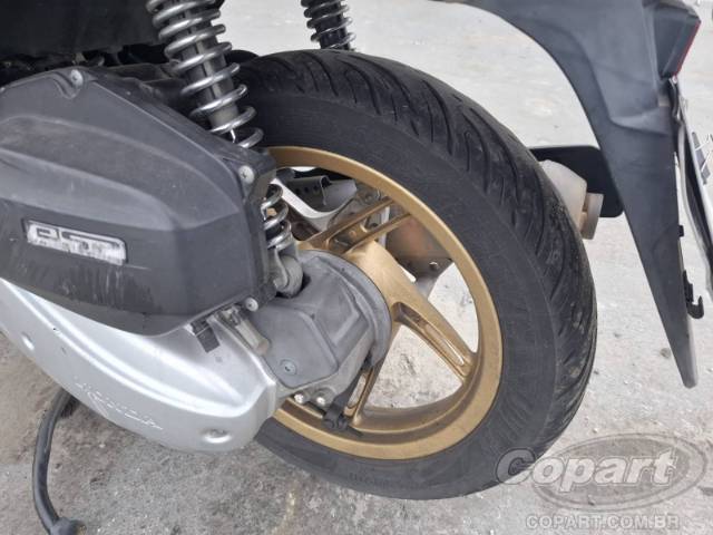 2015 HONDA PCX 