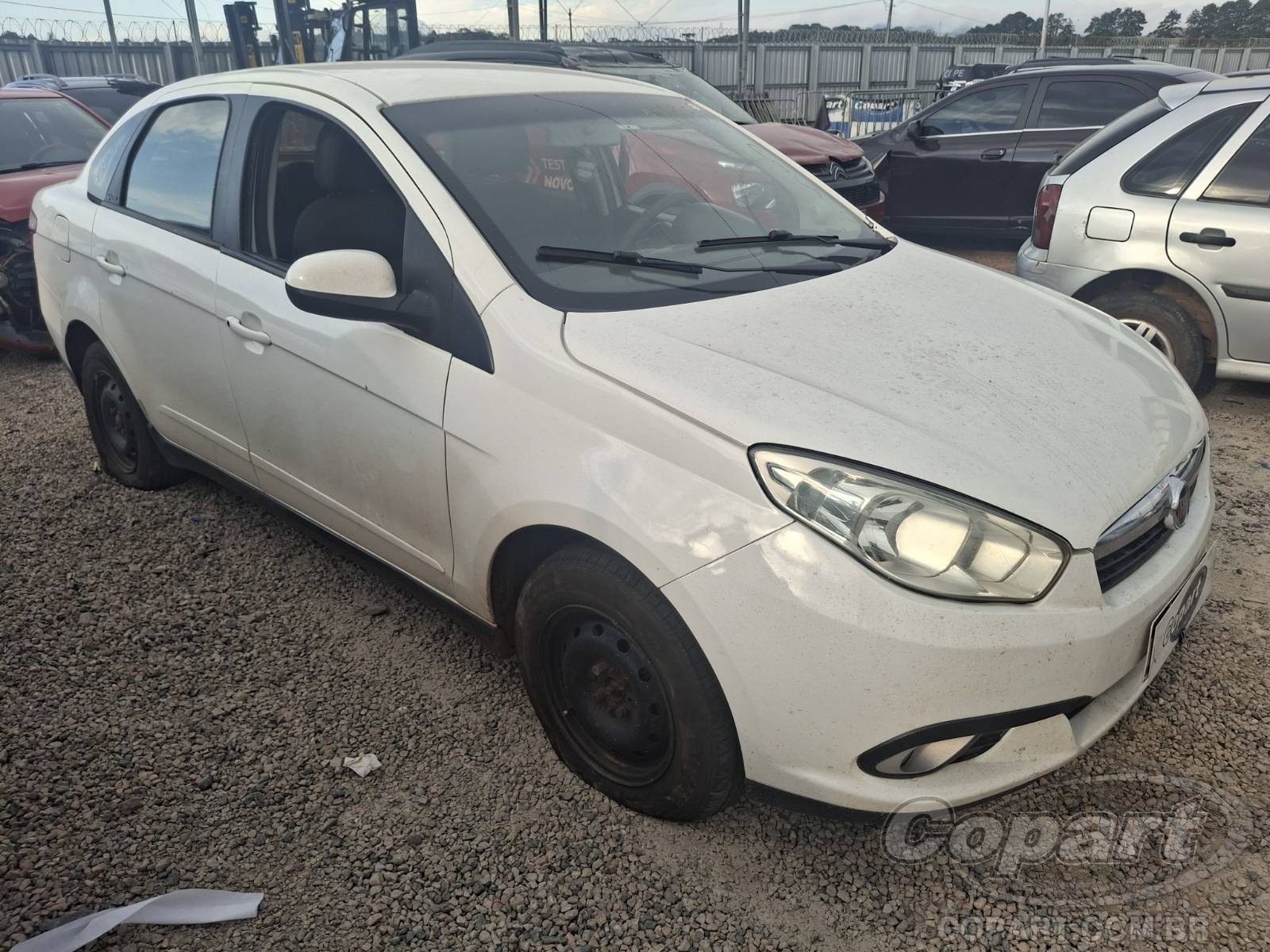 Veículo Fiat Grand Siena FIAT Grand Siena 2014 2014 em leilão