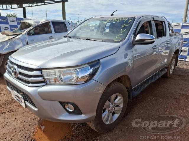 2017 TOYOTA HILUX CD 