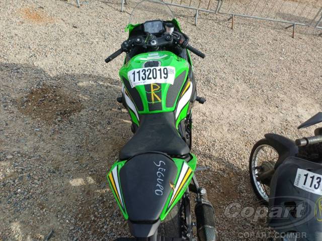 2025 KAWASAKI NINJA ZX-6R 