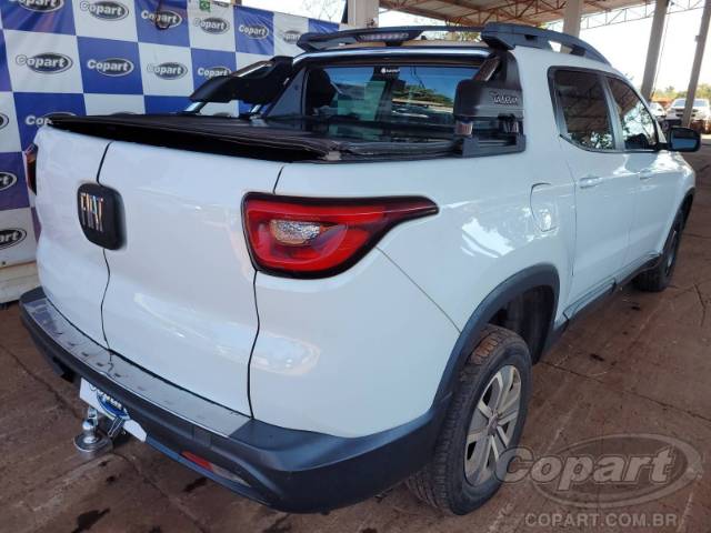 2017 FIAT TORO 