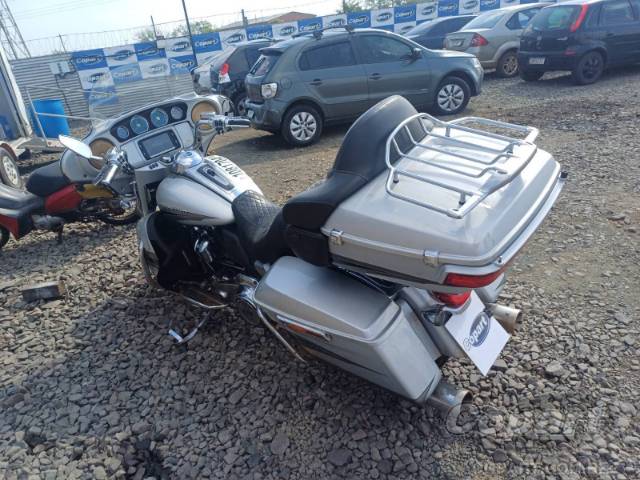 2017 HARLEY-DAVIDSON CVO 