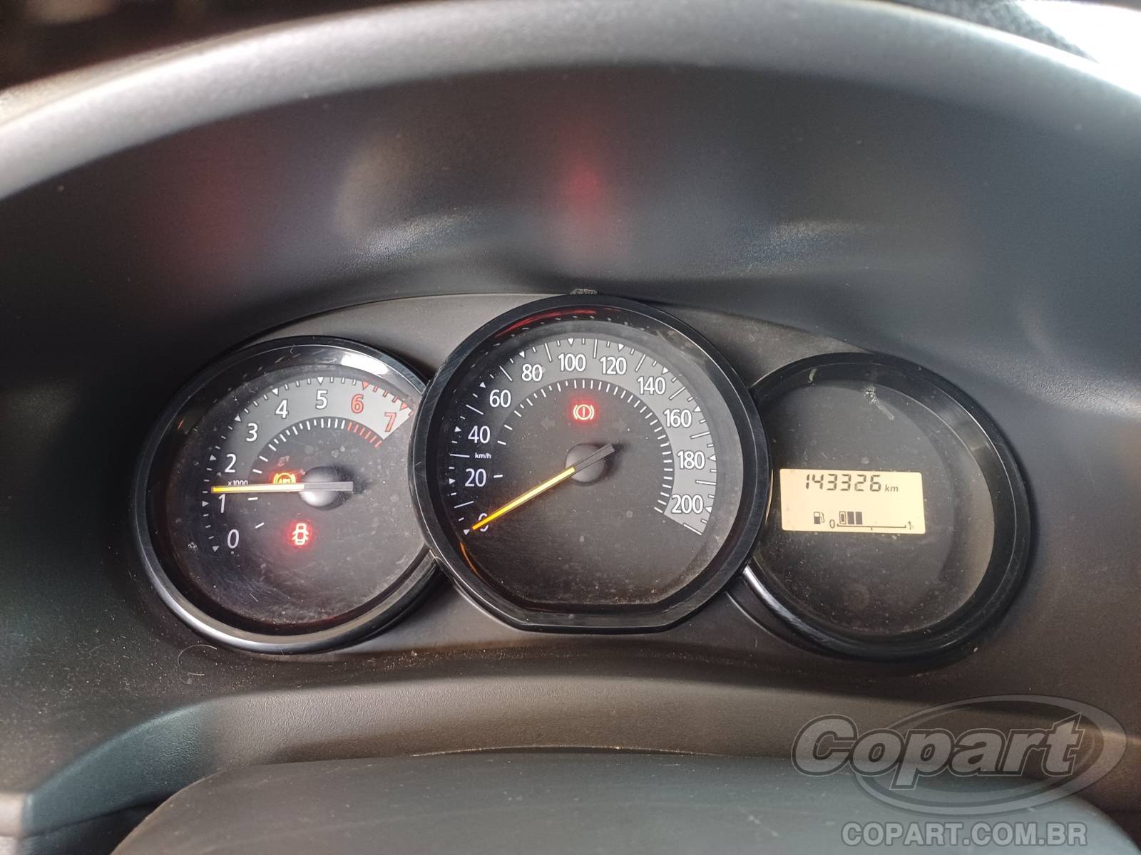 Foto 8 de 10: 2016 RENAULT SANDERO