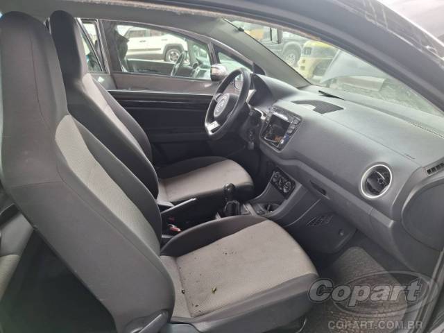 2015 VOLKSWAGEN UP 