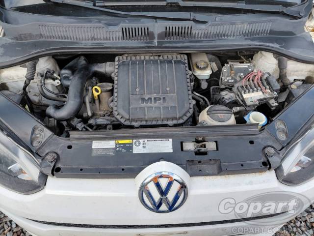 2015 VOLKSWAGEN UP 