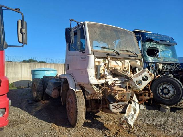 2010 MERCEDES BENZ 1718 