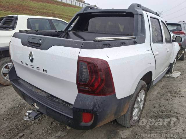 2021 RENAULT DUSTER OROCH 