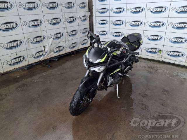 2020 TRIUMPH STREET TRIPLE 