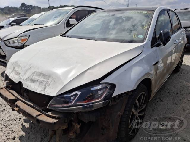 2014 VOLKSWAGEN GOLF 