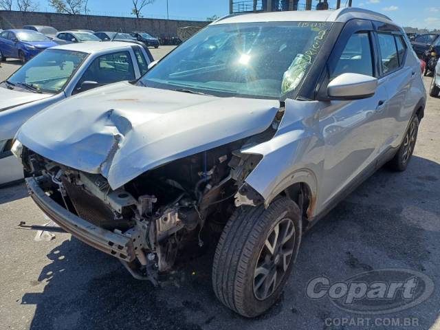2018 NISSAN KICKS 