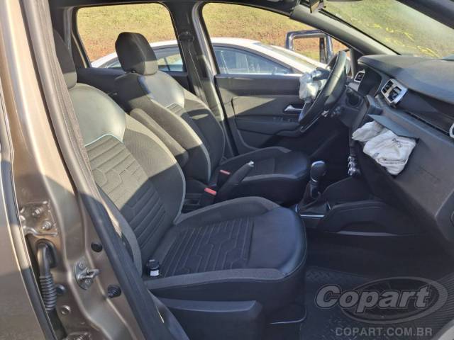 2021 RENAULT DUSTER 