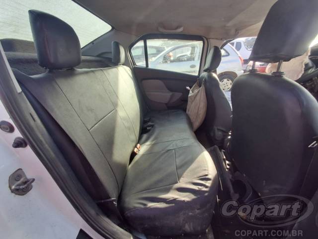2017 RENAULT LOGAN 