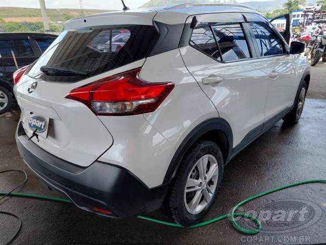 2020 NISSAN KICKS 