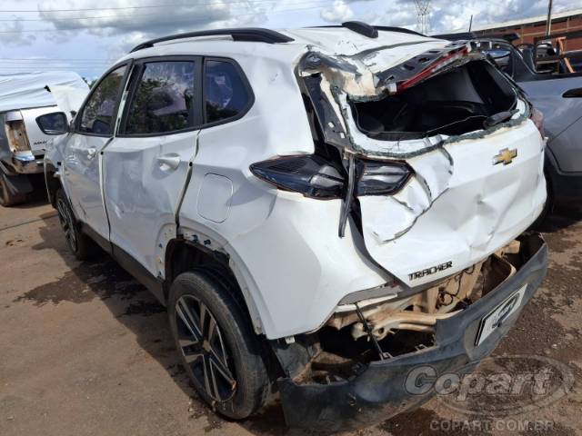 2024 CHEVROLET TRACKER 