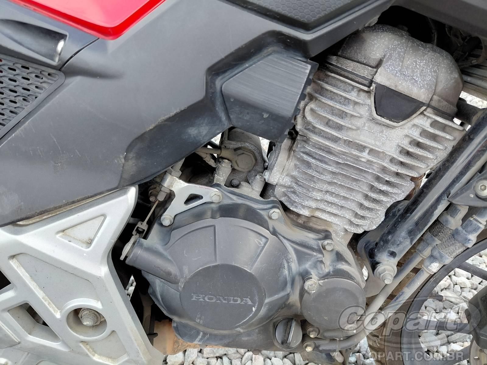 2024 HONDA CB 300F — foto 5 de 10