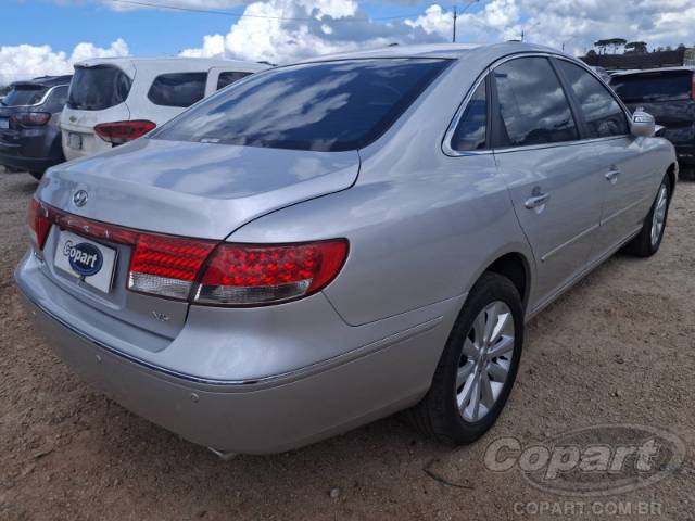 2010 HYUNDAI AZERA 