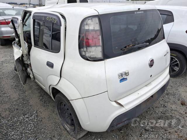 2015 FIAT UNO 