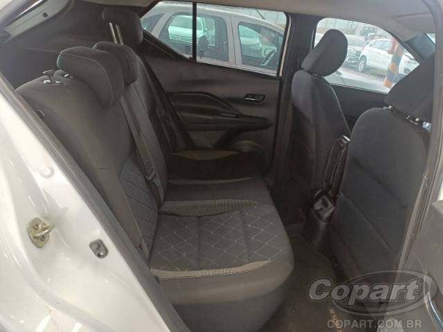 2021 NISSAN KICKS 