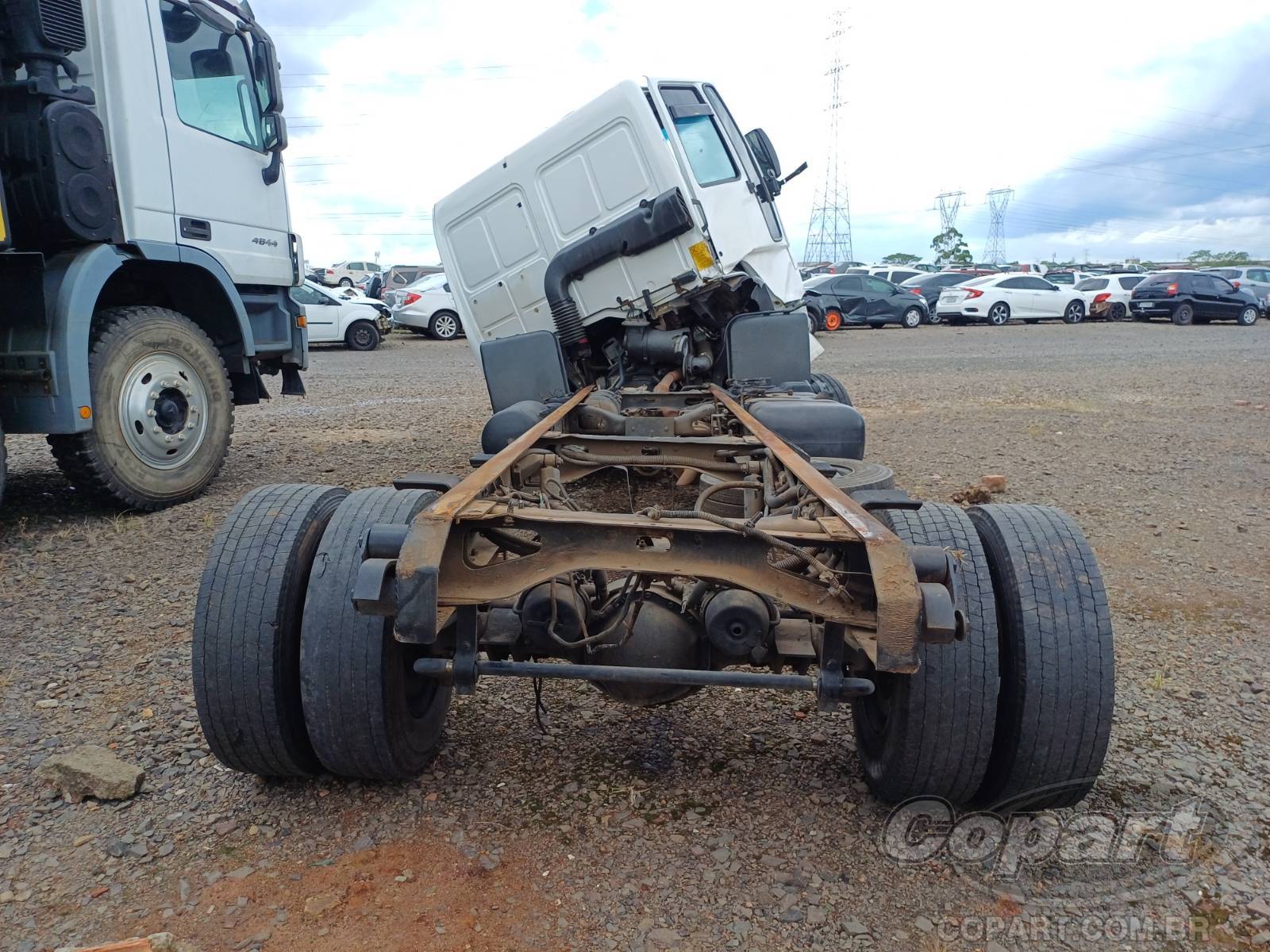 Foto 6 de 10: 2019 FORD CARGO 816