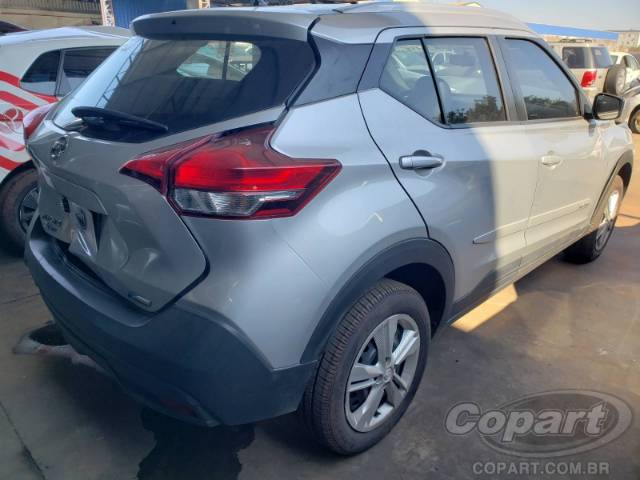 2018 NISSAN KICKS 