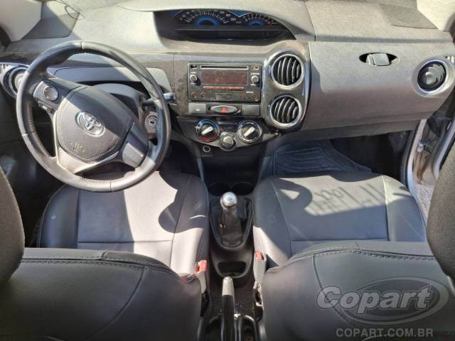 2015 TOYOTA ETIOS SEDA 