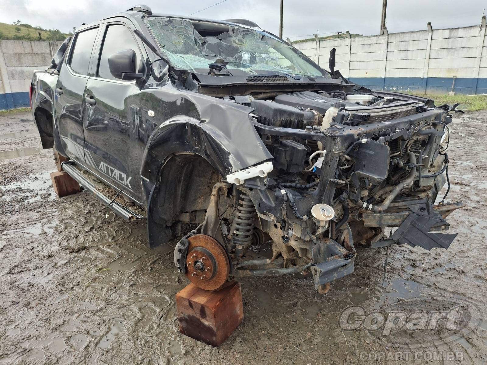 NISSAN FRONTIER CD Attack AT 2.3 BiTurbo