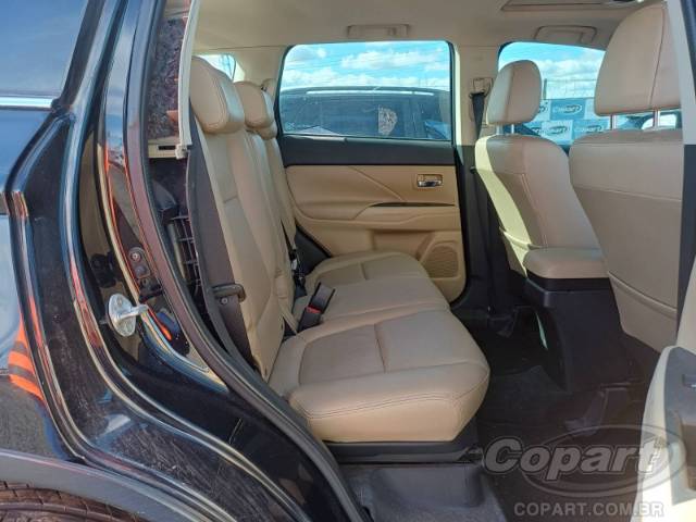 2018 MITSUBISHI OUTLANDER 
