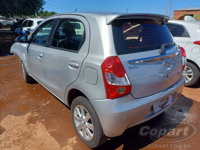 2017 TOYOTA ETIOS 
