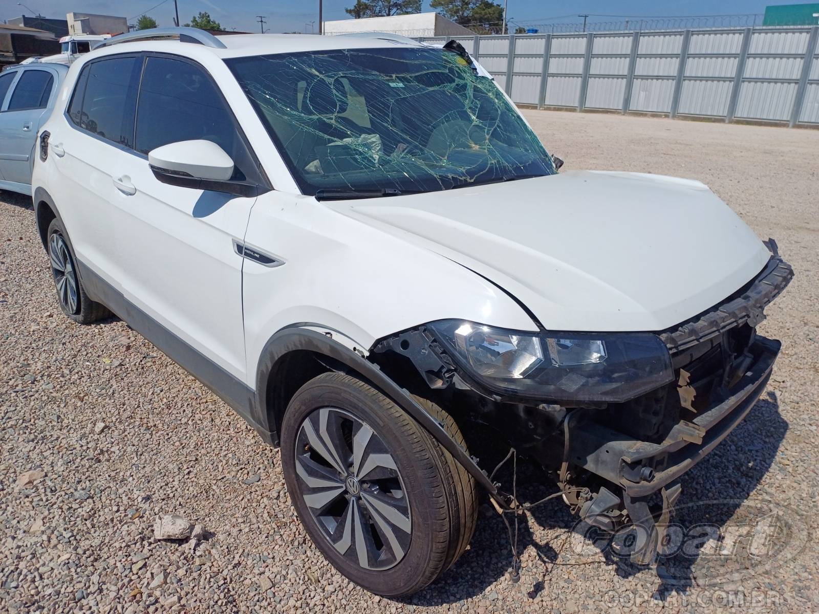 Veículo VW - VolksWagen T-Cross 2021 VOLKSWAGEN T-CROSS T-Cross Highline 250 AT 1.4 16V TSI Turbo 2021 em leilão