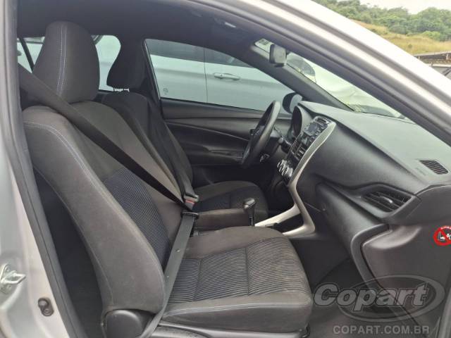 2019 TOYOTA YARIS 