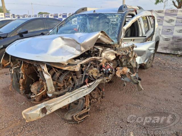 2019 RENAULT DUSTER OROCH 