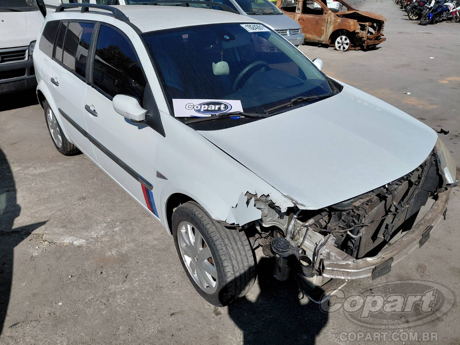 Veículo Renault MEGANE GRAND TOUR RENAULT MEGANE GRAND TOUR DYNAMIQUE 1.6 16V HI-FLEX 2011 2011 em leilão