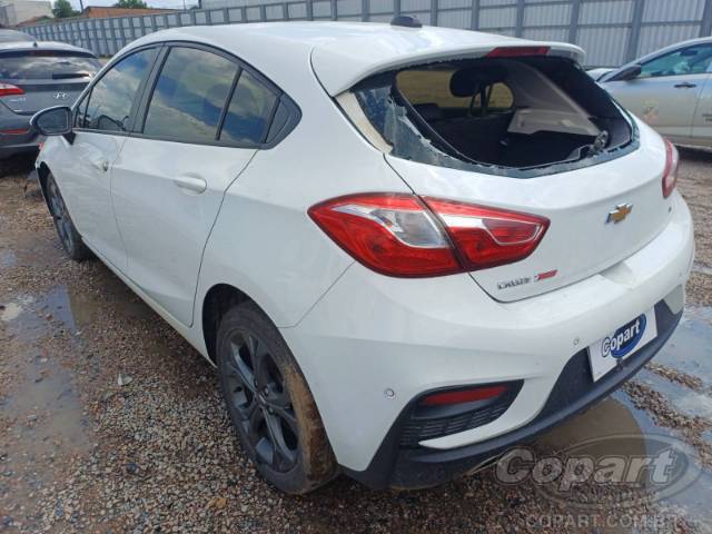 2017 CHEVROLET CRUZE HATCH 