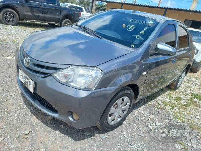 2015 TOYOTA ETIOS SEDA 