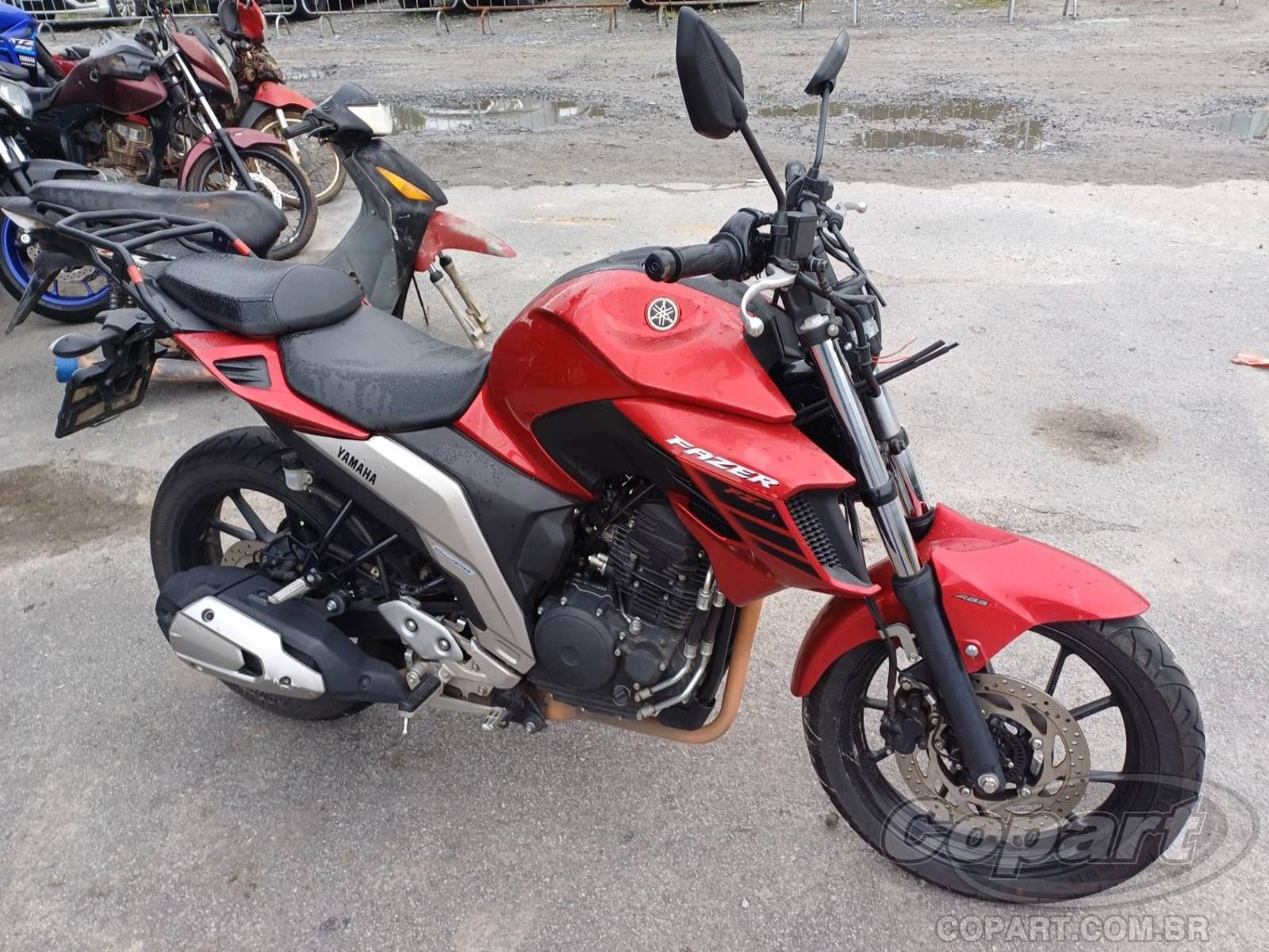 Veículo YAMAHA FZ25 Yamaha FZ25 Fazer 250 ABS 2023 Pequena Monta 2023 em leilão
