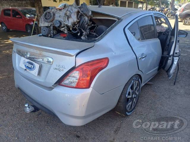 2016 NISSAN VERSA 