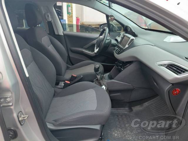 2017 PEUGEOT 208 