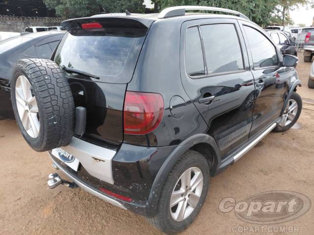 2011 VOLKSWAGEN FOX 