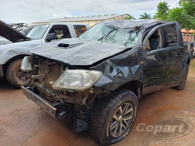 2011 TOYOTA HILUX CD 