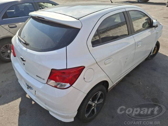 2015 CHEVROLET ONIX 