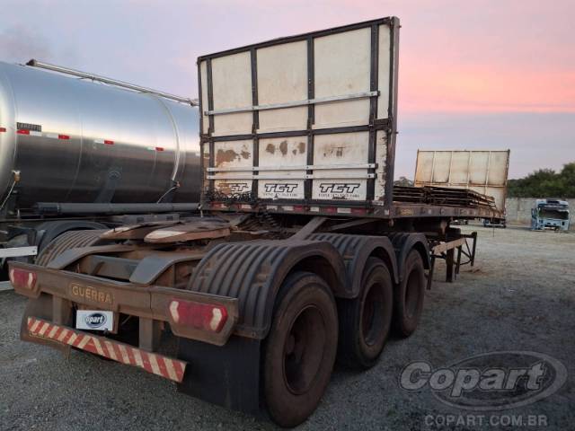 2015 GUERRA SEMI-REBOQUE 